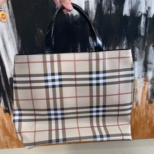 Burberry Bag #T•02-1